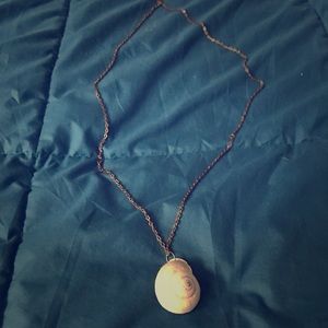 Shell necklace